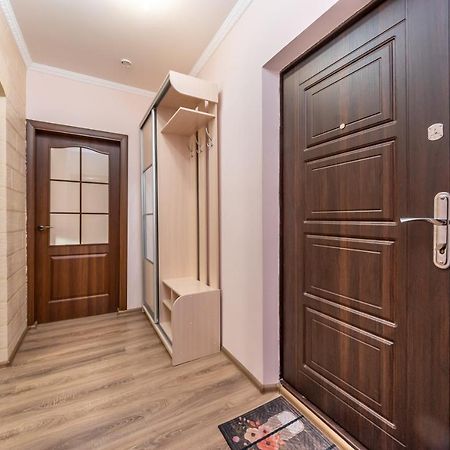 Apartmán Осокорки Русовой 3 Kyjev Exteriér fotografie
